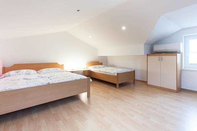 Bed And Breakfast Spelca Pivka Bagian luar foto